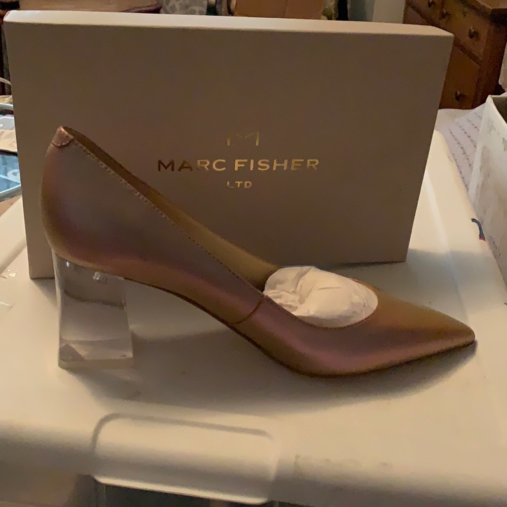 Marc Fisher rose pink metallic heels